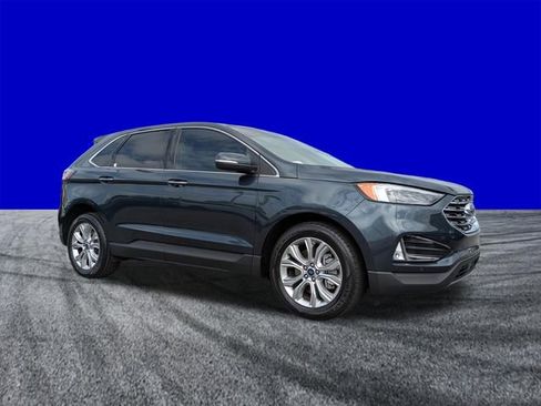 Used 2022 Ford Edge Titanium w/ Equipment Group 301A image 2