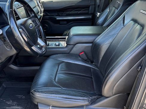 Used 2018 Ford Expedition Max Platinum image 22
