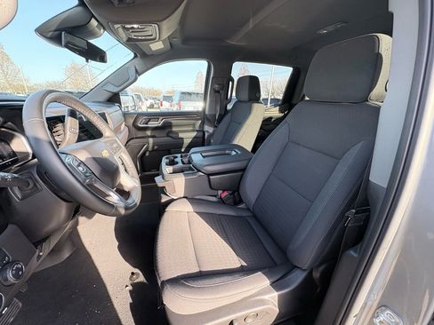 Used 2025 Chevrolet Silverado 1500 LT image 6