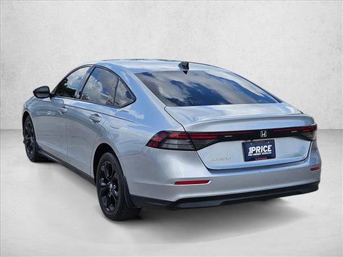 Used 2025 Honda Accord SE image 7