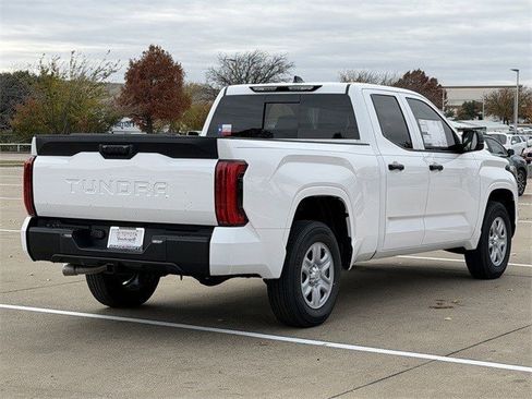 New 2026 Toyota Tundra SR image 4