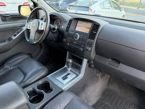 Used 2012 Nissan Pathfinder Silver AWD/4WD image 16