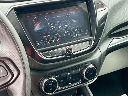 Used 2023 Chevrolet TrailBlazer LT w/ Convenience Package image 15