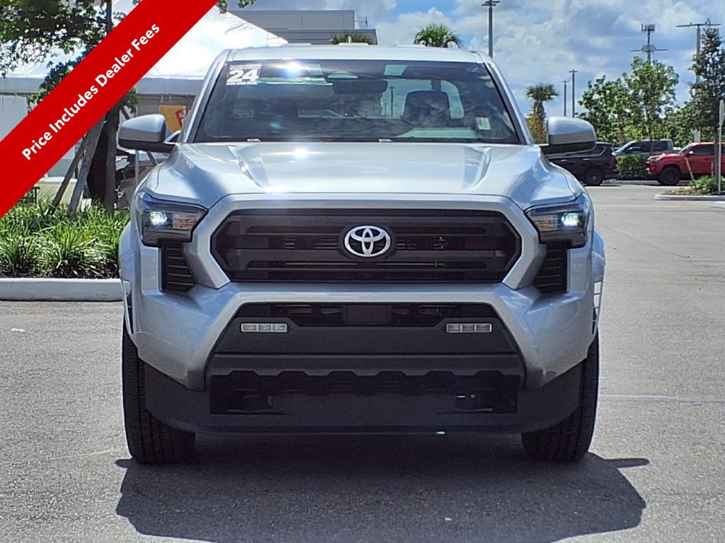 Used 2024 Toyota Tacoma SR5 AWD/4WD image 3