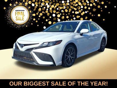 Used 2024 Toyota Camry SE