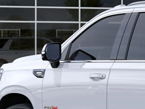 New 2026 GMC Yukon XL AT4 Ultimate AWD/4WD image 13