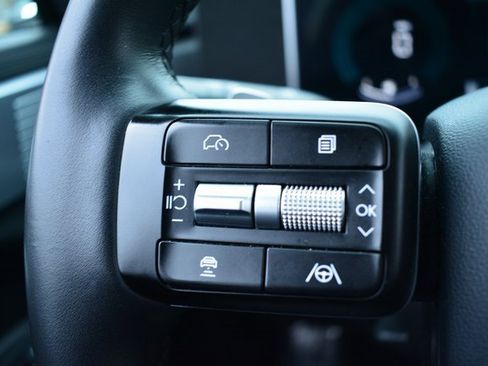 Used 2025 Hyundai Santa Fe SEL image 30