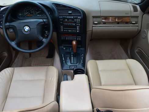 Used 1999 BMW 328i Convertible image 36