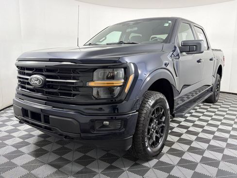 Used 2025 Ford F150 XLT w/ Equipment Group 301A Standard AWD/4WD image 3