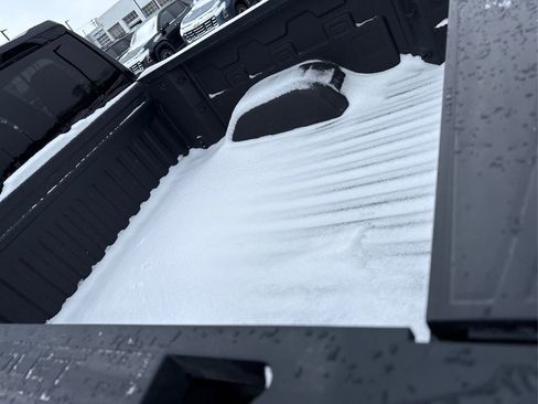 Used 2023 Chevrolet Silverado 1500 LT image 24