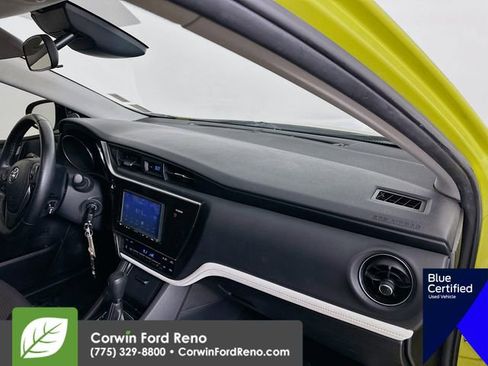 Used 2017 Toyota Corolla iM image 29