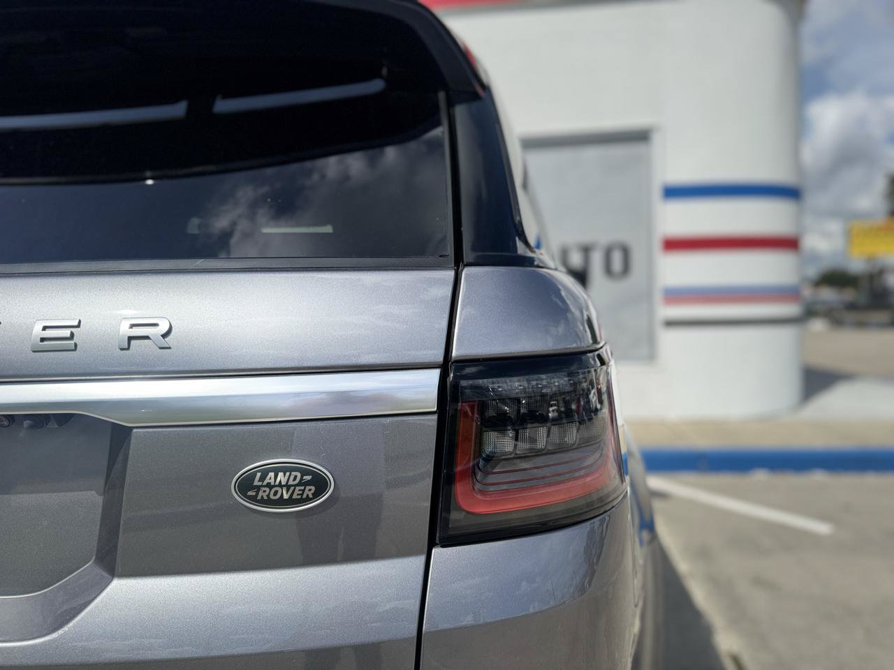 Used 2020 Land Rover Range Rover Sport HSE AWD/4WD image 36