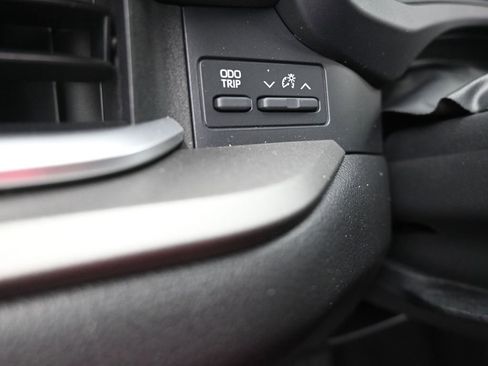 Used 2024 Toyota Grand Highlander AWD image 23
