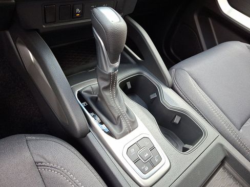 New 2026 Nissan Frontier SV w/ Black Accent Package image 10