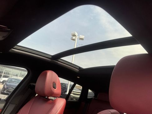 Used 2021 BMW X4 xDrive30i w/ M Sport Package image 30