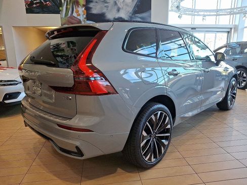 Certified 2026 Volvo XC60 T8 Ultra w/ Protection Package Premier image 6