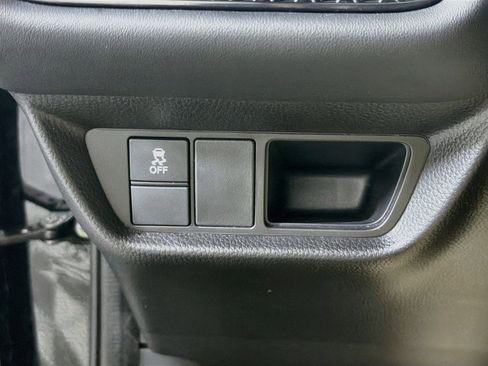 Used 2024 Honda HR-V LX image 16
