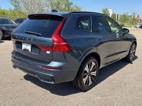 Certified 2023 Volvo XC60 T8 Plus w/ Climate Package AWD/4WD image 4