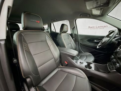 Used 2024 GMC Terrain AT4 w/ Infotainment Package II image 31