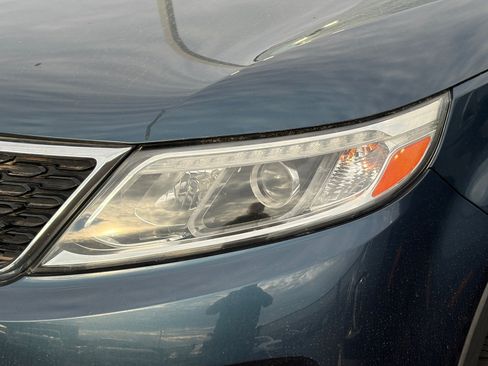 Used 2014 Kia Sorento EX w/ EX V6 Touring Package FWD image 13