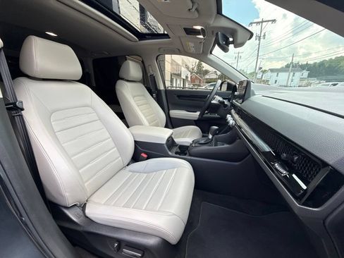 Used 2025 Honda CR-V EX-L image 32