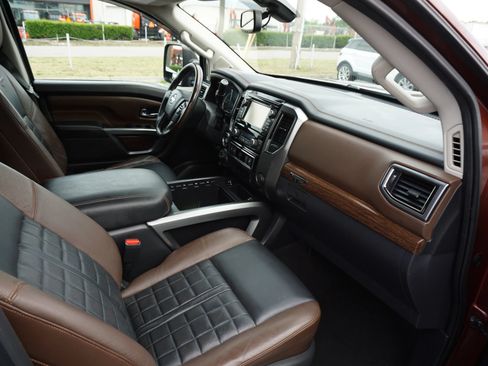Used 2016 Nissan Titan Platinum Reserve AWD/4WD image 22