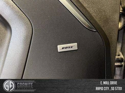 Used 2021 GMC Yukon Denali w/ Denali Premium Package AWD/4WD image 32