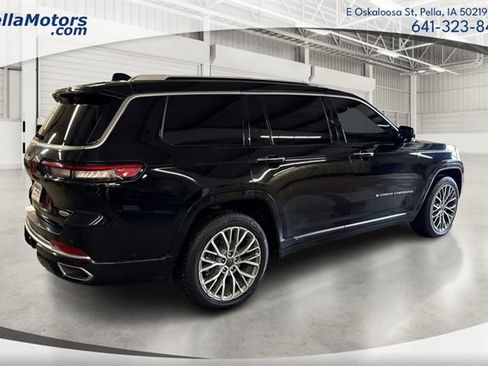 Used 2021 Jeep Grand Cherokee L Summit image 3