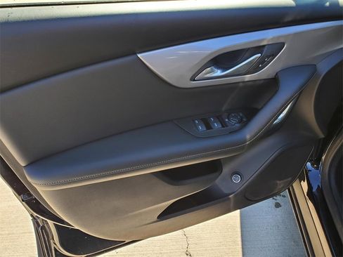 Used 2024 Chevrolet Blazer LT w/ Convenience Package image 17