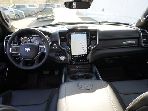 Used 2025 RAM 1500 Laramie AWD/4WD image 25