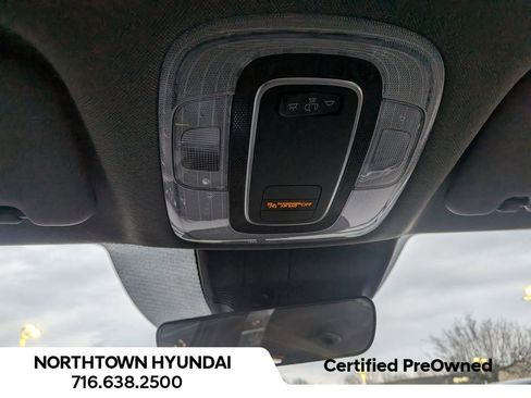 Certified 2025 Hyundai Elantra Sport image 23