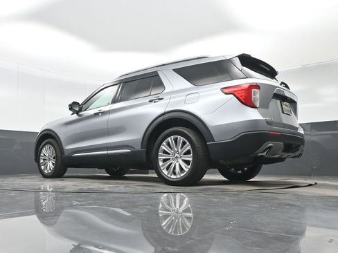 Used 2020 Ford Explorer Limited w/ Class III Trailer Tow Package AWD/4WD image 28
