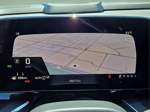 Used 2025 Chevrolet Tahoe Z71 w/ Comfort Package AWD/4WD image 29