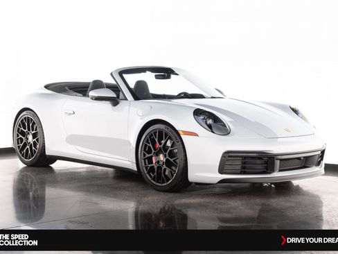 Used 2024 Porsche 911 Carrera S image 2