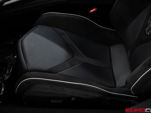 Used 2024 Lamborghini Revuelto image 52