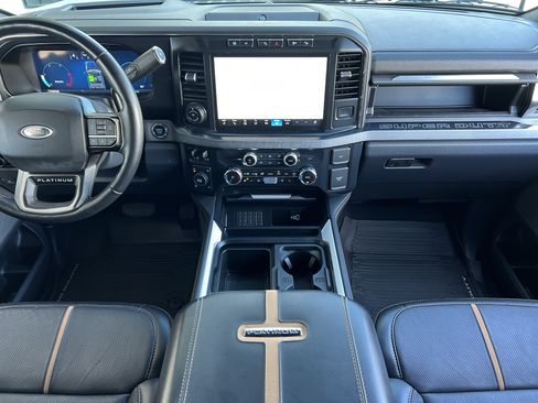 Used 2023 Ford F350 Platinum w/ FX4 Off-Road Package AWD/4WD image 32