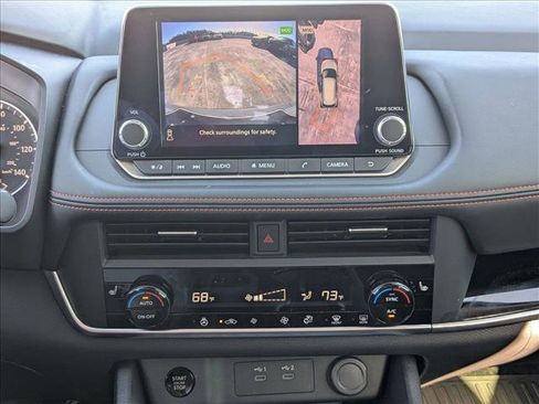 Used 2025 Nissan Rogue SV w/ Rock Creek Premium Package image 17