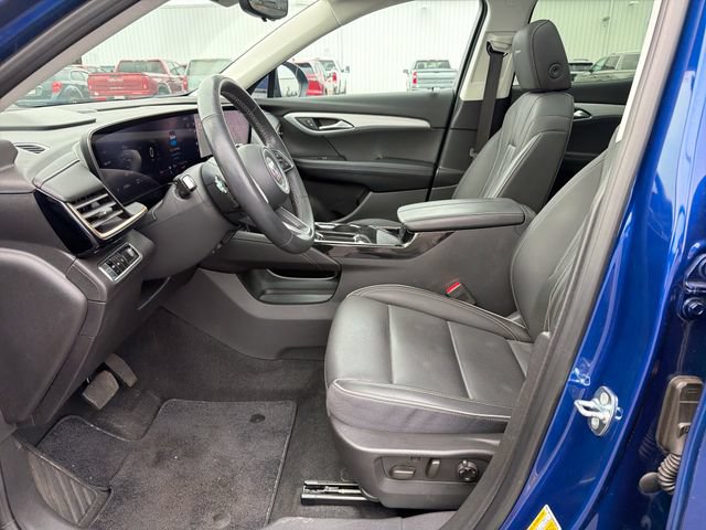 Used 2024 Buick Envision Avenir AWD/4WD image 11