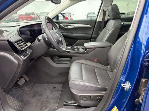 Used 2024 Buick Envision Avenir AWD/4WD image 11