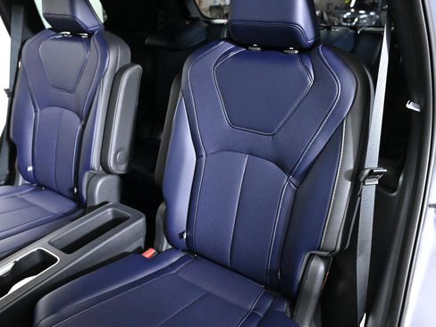 Certified 2026 INFINITI QX60 Sport w/ Dark Cargo Package image 29