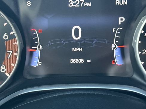 Used 2018 Jeep Compass Limited w/ Navigation Group image 24