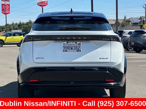 Used 2023 Nissan Ariya FWD image 5
