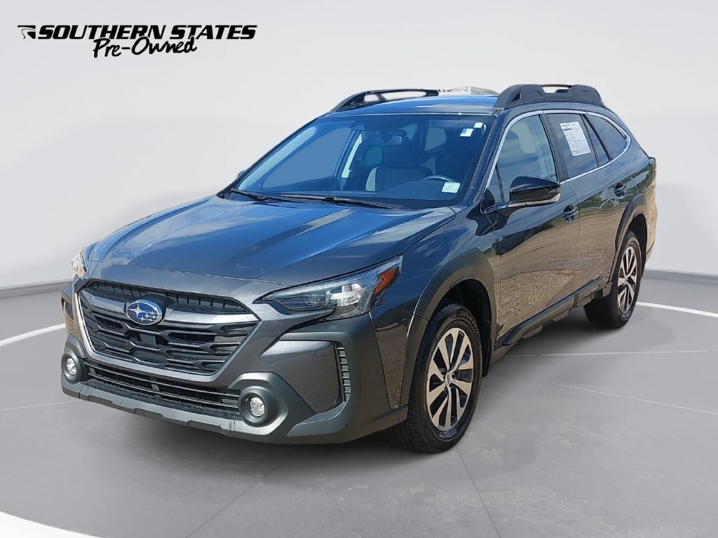 Used 2024 Subaru Outback Premium AWD/4WD image 1