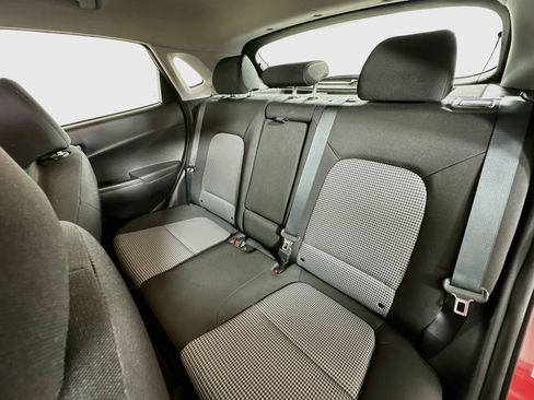 Used 2019 Hyundai Kona SE FWD image 22