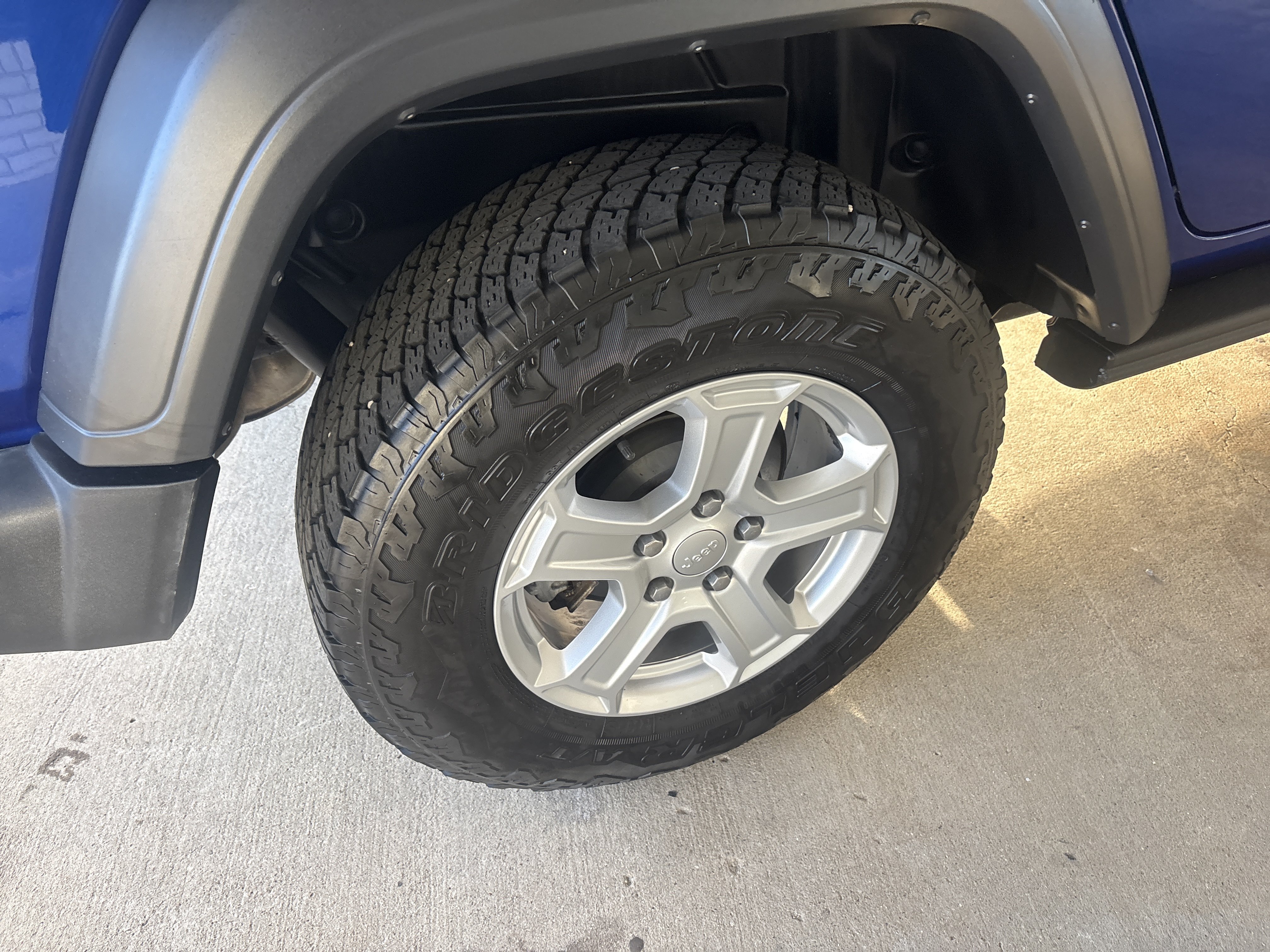 Used 2018 Jeep Wrangler Unlimited Sport S AWD/4WD image 6