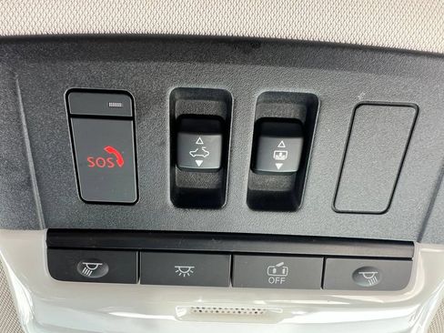 Certified 2022 Nissan Pathfinder Platinum AWD/4WD image 33