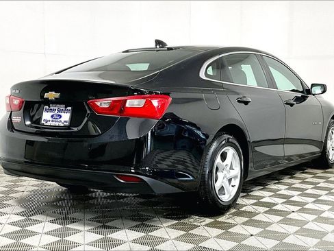 Used 2017 Chevrolet Malibu LS image 11