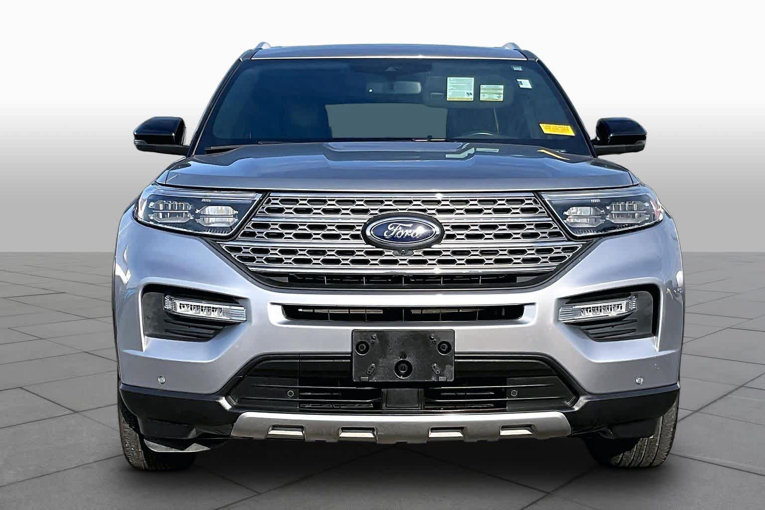 Certified 2020 Ford Explorer Limited AWD/4WD image 4