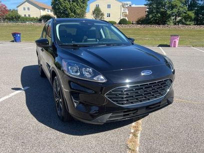 Certified 2022 Ford Escape SE w/ SE Sport Appearance Package