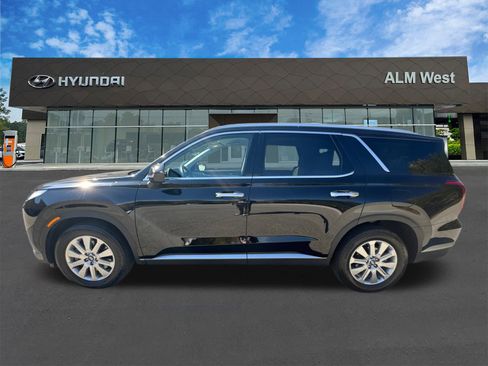 Certified 2025 Hyundai Palisade SEL image 8